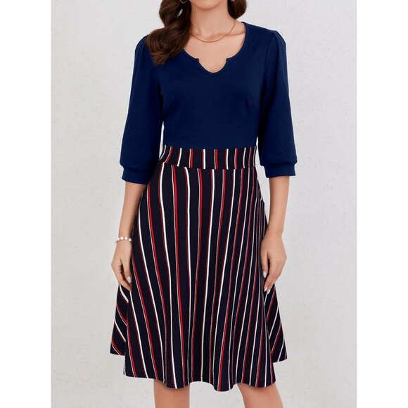 Womens 3/4 Sleeve Fit and Flare V Neck Pleated Fall Cocktail Dress with Pockets - Picture 3 of 5